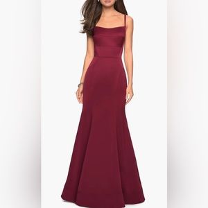 La Femme Structured Jersey Trumpet Gown